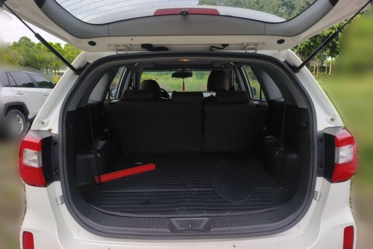 Used Kia Sorento 2013 2.4L 7-Seater Gasoline Comfort Version China IV Standard Trunk
