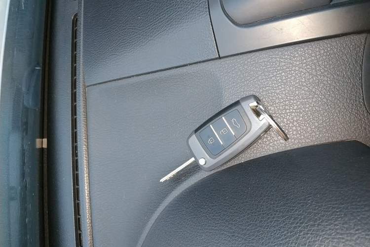 Used Kia Sorento 2013 2.4L 7-seat Gasoline Comfort Edition Vehicle Key