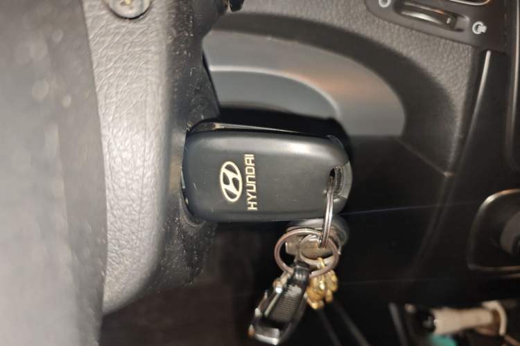 Used Kia Sorento 2013 2.2T 7-seat Diesel Comfort Edition Vehicle Key