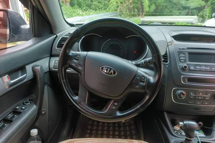 Used Kia Sorento 2013 2.2T 7-seat Diesel Comfort Edition Steering Wheel