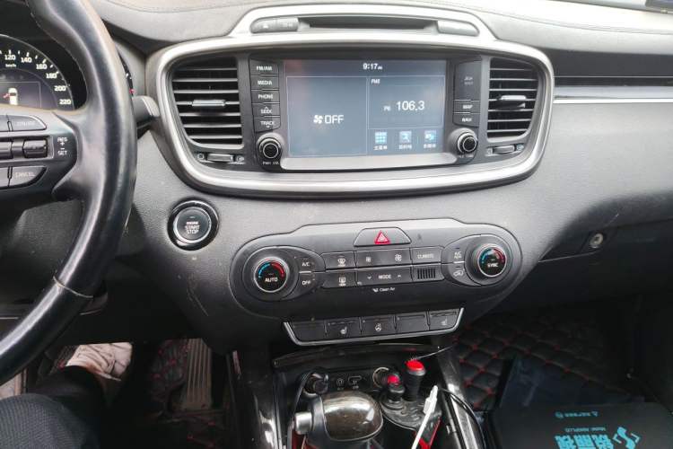 Used Kia Sorento 2015 Sorento L 2.4L Gasoline 4WD Elite Edition 7 Seats China IV Standard Audio And AC Panel
