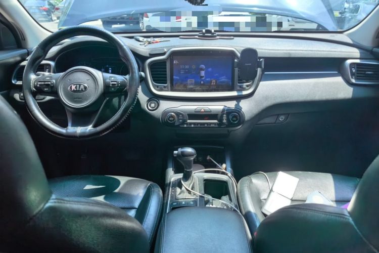 Used Kia Sorento 2015 Sorento L 2.4L Gasoline 4WD Sport Edition 5 Seats China IV Standard Center Console