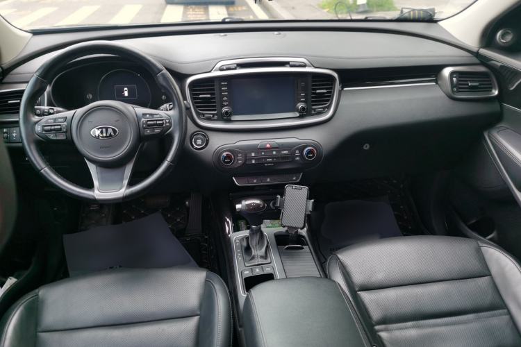 Used Kia Sorento 2015 Sorento L 2.2T Diesel 4WD Elite Edition 7 Seats China IV Standard Center Console