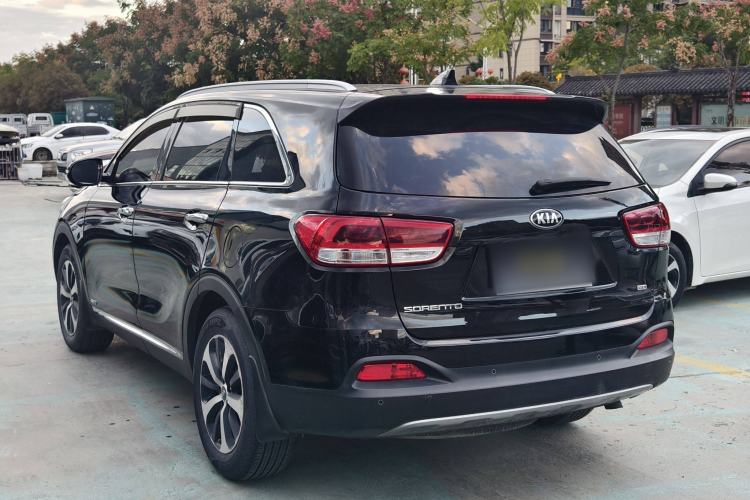 Used Kia Sorento 2015 Sorento L 2.4L Gasoline 4WD Elite Edition 5 Seats China V Emission Standard Exterior 3