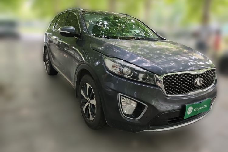 Used Kia Sorento 2015 Sorento L 2.4L Gasoline 4WD Elite Edition 7 Seats China IV Standard Front Right 45 Deg