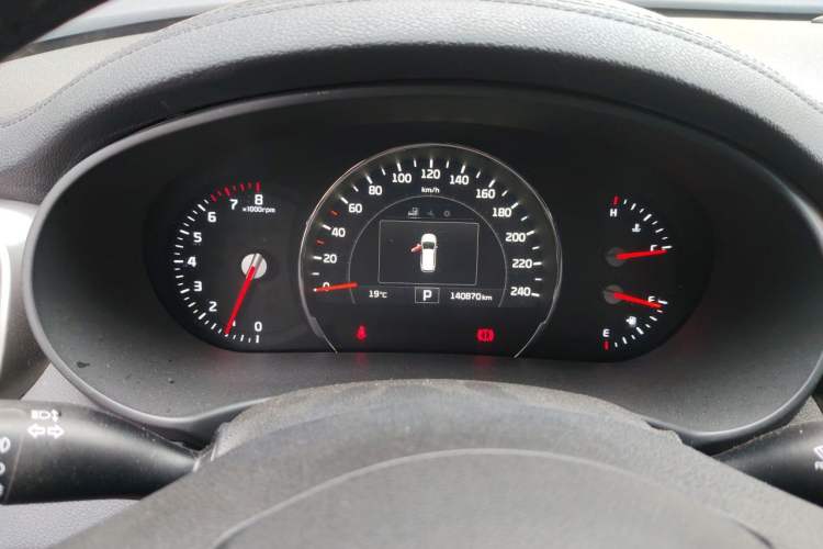 Used Kia Sorento 2015 Sorento L 2.4L Gasoline 4WD Elite Edition 7 Seats China IV Standard Instrument Cluster