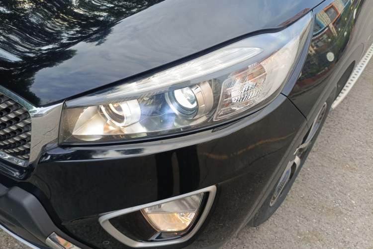 Used Kia Sorento 2015 Sorento L 2.4L Gasoline 4WD Elite Edition 5 Seats China IV Standard Left Front Headlight
