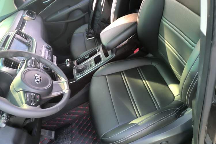 Used Kia Sorento 2015 Sorento L 2.2T Diesel 4WD Elite Edition 7 Seats China IV Standard Left Front Seat