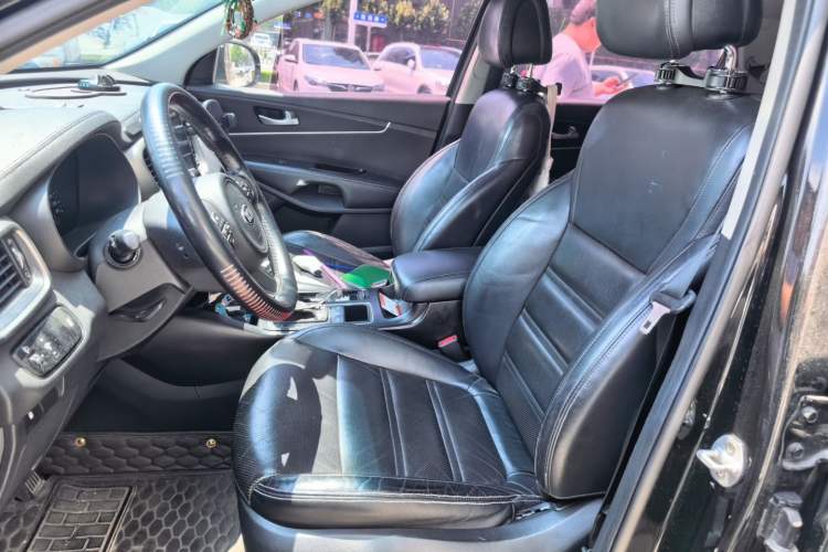 Used Kia Sorento 2015 Sorento L 2.4L Gasoline 4WD Sport Edition 5 Seats China IV Standard Left Front Seat