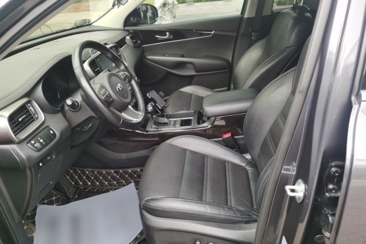 Used Kia Sorento 2015 Sorento L 2.2T Diesel 4WD Elite Edition 7 Seats China IV Standard Left Front Seat