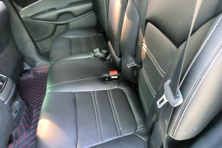 Used Kia Sorento 2015 Sorento L 2.2T Diesel 4WD Elite Edition 7 Seats China IV Standard Left Rear Seat
