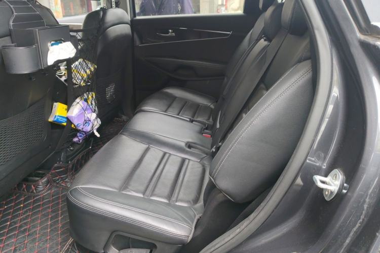 Used Kia Sorento 2015 Sorento L 2.4L Gasoline 4WD Elite Edition 7 Seats China IV Standard Left Rear Seat