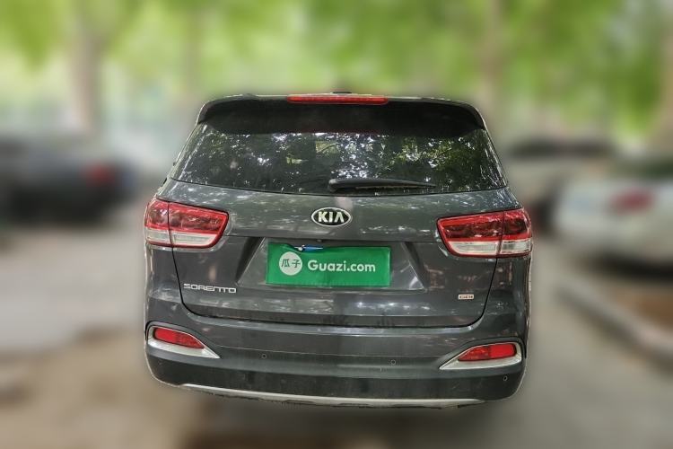 Used Kia Sorento 2015 Sorento L 2.4L Gasoline 4WD Elite Edition 7 Seats China IV Standard Rear