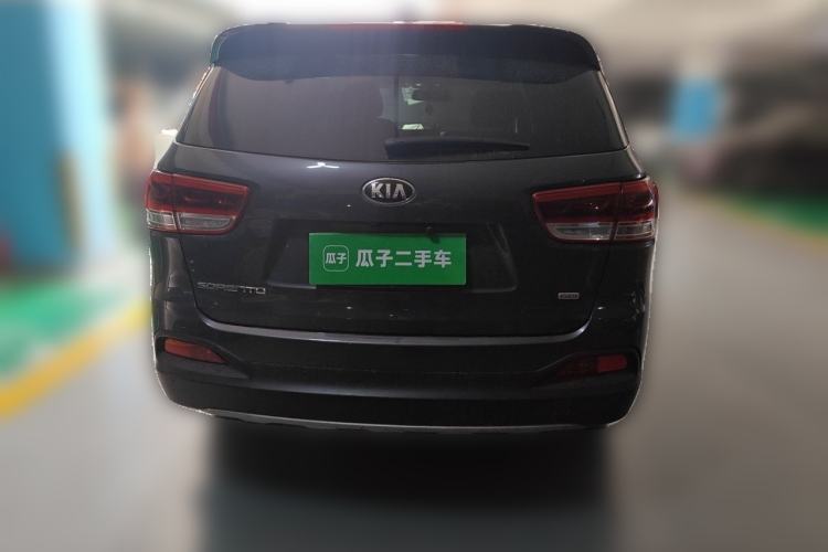 Used Kia Sorento 2015 Sorento L 2.4L Gasoline 4WD Elite Edition 5 Seats China IV Standard Rear