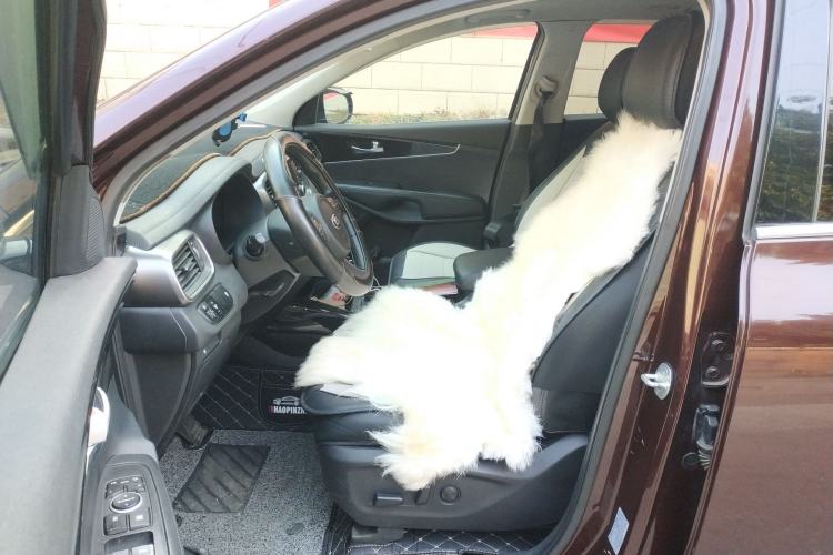 Used Kia Sorento 2015 Sorento L 2.2T Diesel 4WD Elite Edition 7 Seats China IV Standard Left Front Seat