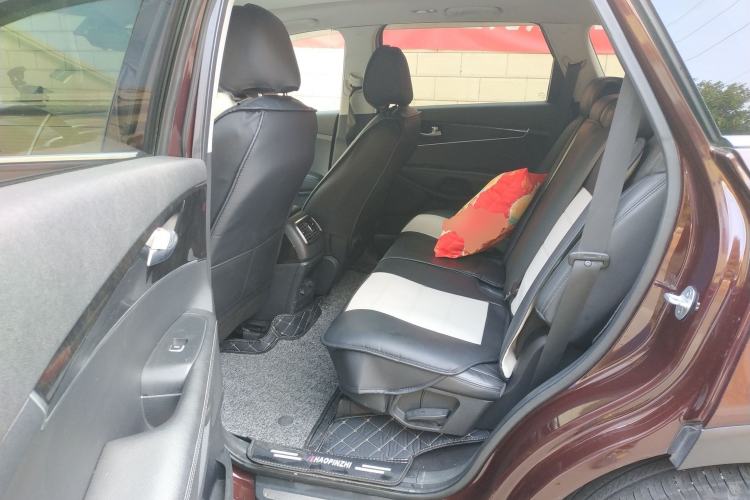 Used Kia Sorento 2015 Sorento L 2.2T Diesel 4WD Elite Edition 7 Seats China IV Standard Left Rear Seat