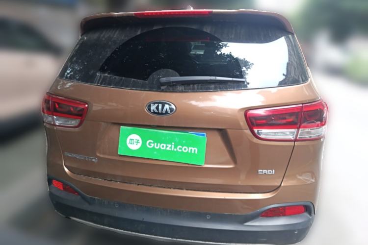 Used Kia Sorento 2015 Sorento L 2.2T Diesel 4WD Elite Edition 7 Seats China IV Standard Rear
