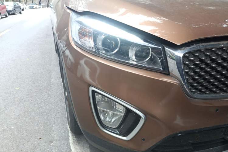 Used Kia Sorento 2015 Sorento L 2.2T Diesel 4WD Elite Edition 7 Seats China IV Standard Right Front Headlight