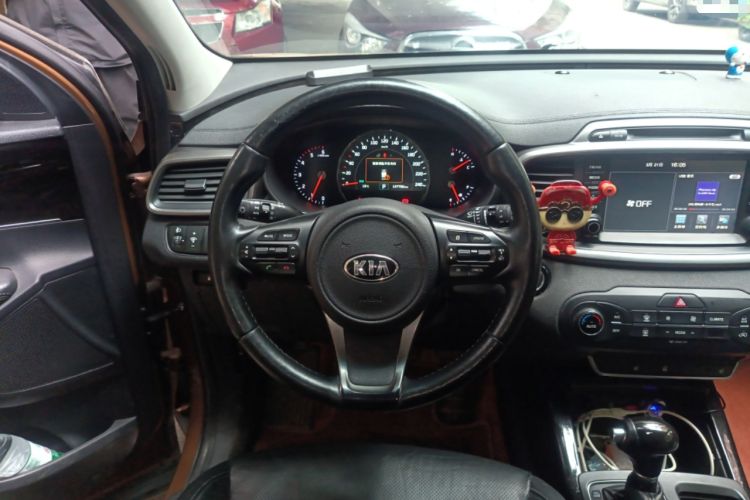Used Kia Sorento 2015 Sorento L 2.2T Diesel 4WD Elite Edition 7 Seats China IV Standard Steering Wheel