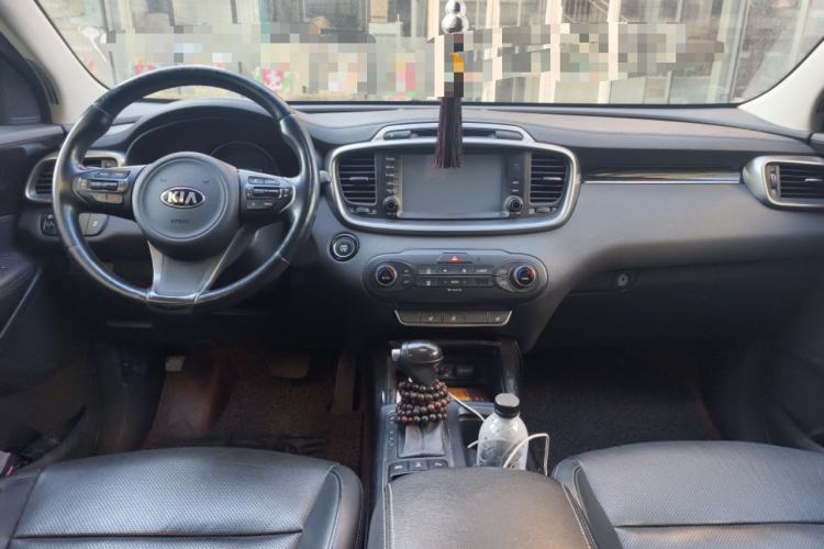 Used Kia Sorento 2015 Sorento L 2.4L Gasoline 4WD Elite Edition 5 Seats China IV Standard Center Console
