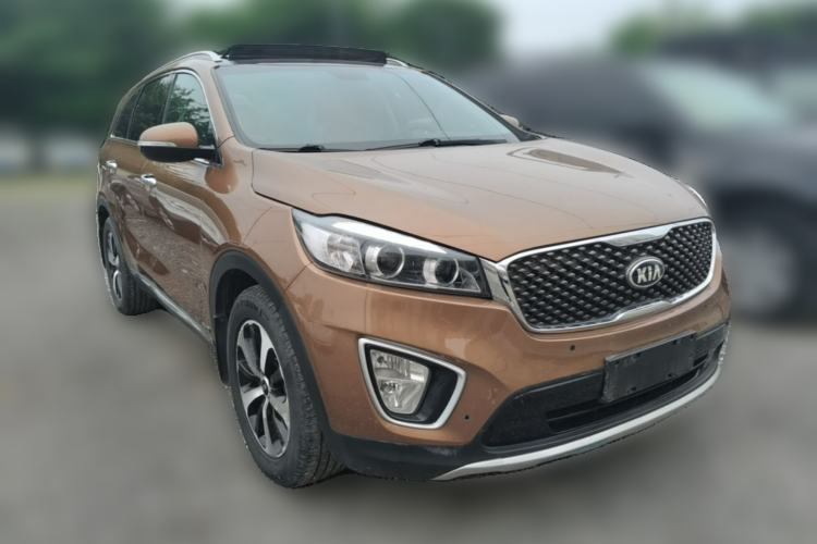 Used Kia Sorento 2015 Sorento L 2.2T Diesel 4WD Elite Edition 7 Seats China IV Standard Front Right 45 Deg