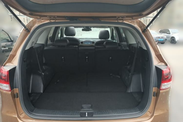 Used Kia Sorento 2015 Sorento L 2.2T Diesel 4WD Elite Edition 7 Seats China IV Standard Trunk