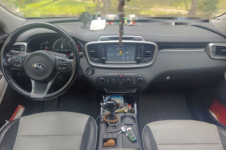 Used Kia Sorento 2015 Sorento L 2.2T Diesel 4WD Elite Edition 7 Seats China IV Standard Center Console