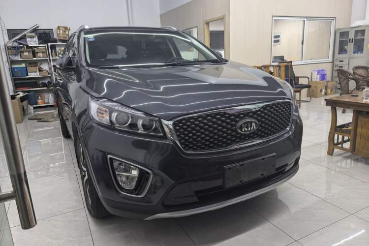 Used Kia Sorento 2015 Sorento L 2.4L Gasoline 4WD Elite Edition 5 Seats China V Emission Standard Exterior 2