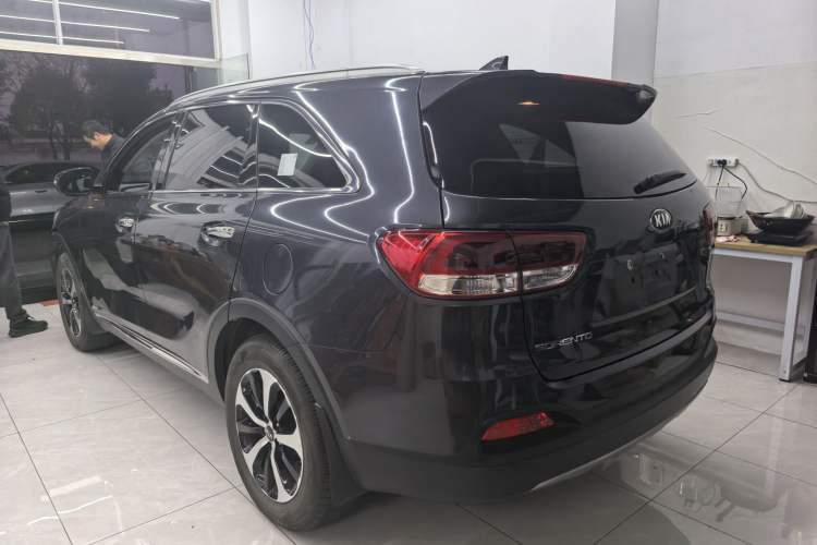 Used Kia Sorento 2015 Sorento L 2.4L Gasoline 4WD Elite Edition 5 Seats China V Emission Standard Exterior 3