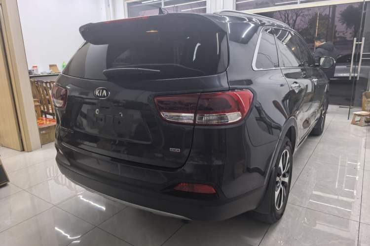 Used Kia Sorento 2015 Sorento L 2.4L Gasoline 4WD Elite Edition 5 Seats China V Emission Standard Exterior 5
