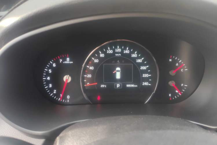 Used Kia Sorento 2015 Sorento L 2.4L Gasoline 4WD Elite Edition 5 Seats China IV Standard Instrument Cluster