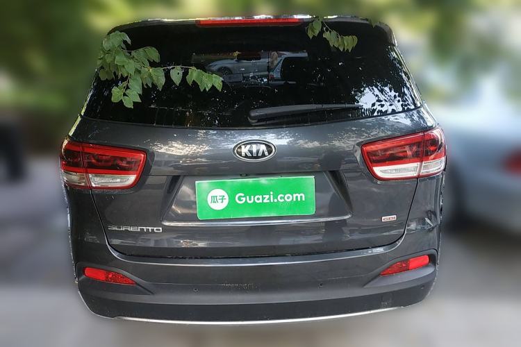 Used Kia Sorento 2015 Sorento L 2.4L Gasoline 4WD Elite Edition 7 Seats China IV Standard Rear