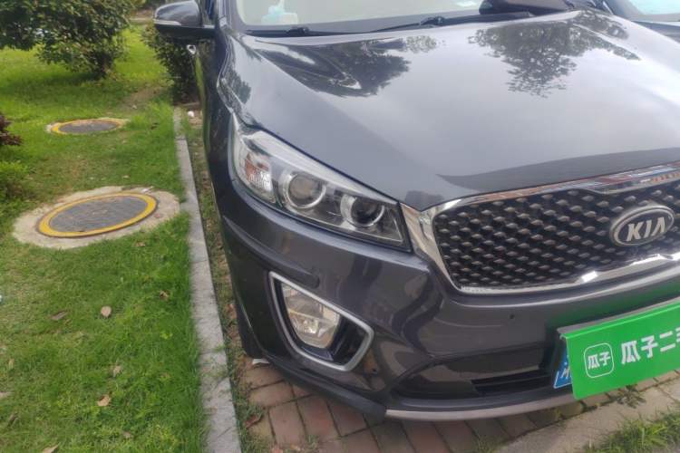 Used Kia Sorento 2015 Sorento L 2.4L Gasoline 4WD Elite Edition 5 Seats China IV Standard Right Front Headlight