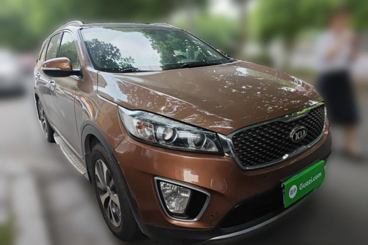Used Kia Sorento 2015 Sorento L 2.2T Diesel 4WD Elite Edition 7 Seats China IV Standard Front Right 45 Deg