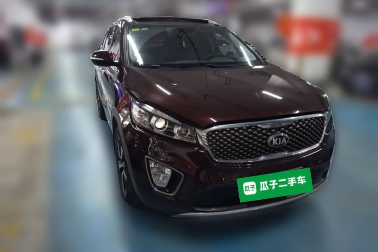 Used Kia Sorento 2015 Sorento L 2.4L Gasoline 4WD Prestige Edition 5 Seats China IV Standard Front Right 45 Deg