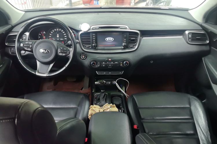 Used Kia Sorento 2015 Sorento L 2.2T Diesel 4WD Elite Edition 5 Seats China IV Standard Center Console
