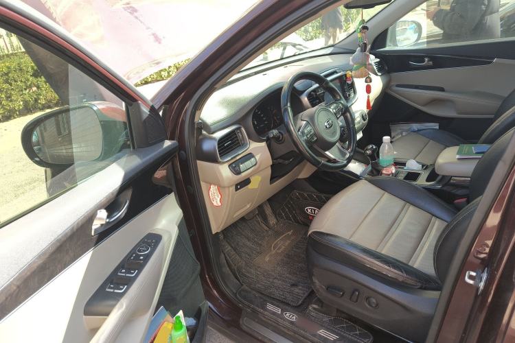 Used Kia Sorento 2015 Sorento L 2.4L Gasoline 4WD Elite Edition 7 Seats China V Emission Standard Driver Seat