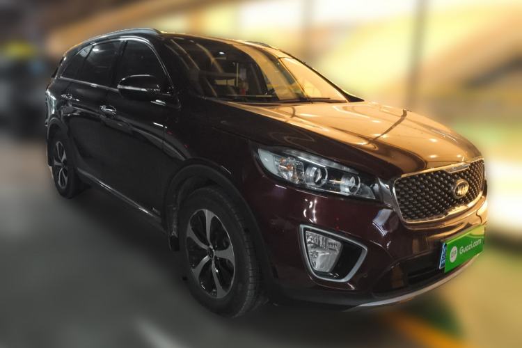 Used Kia Sorento 2015 Sorento L 2.4L Gasoline 4WD Elite Edition 5 Seats China V Emission Standard Front Right 45 Deg