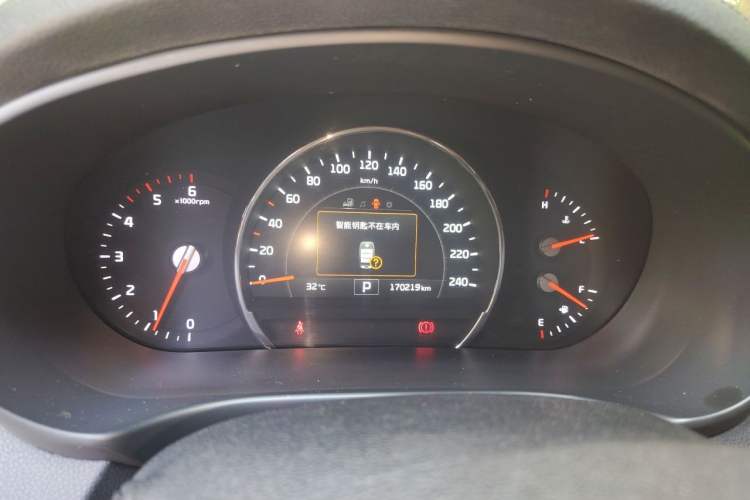 Used Kia Sorento 2015 Sorento L 2.2T Diesel 4WD Elite Edition 5 Seats China IV Standard Instrument Cluster