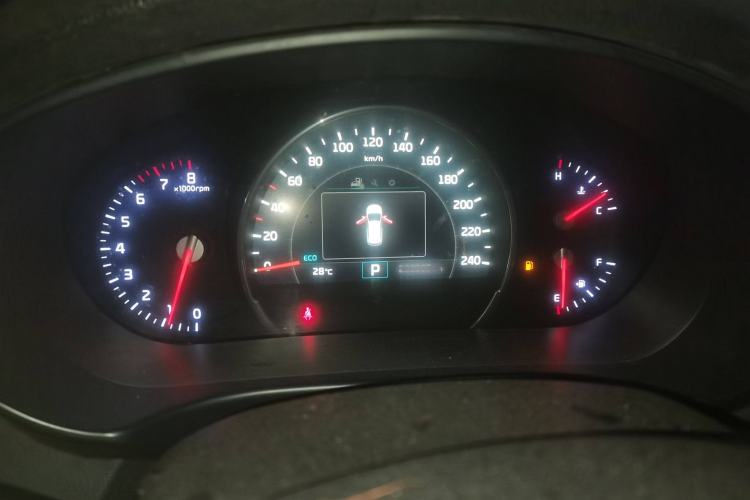 Used Kia Sorento 2015 Sorento L 2.4L Gasoline 4WD Elite Edition 5 Seats China V Emission Standard Instrument Cluster