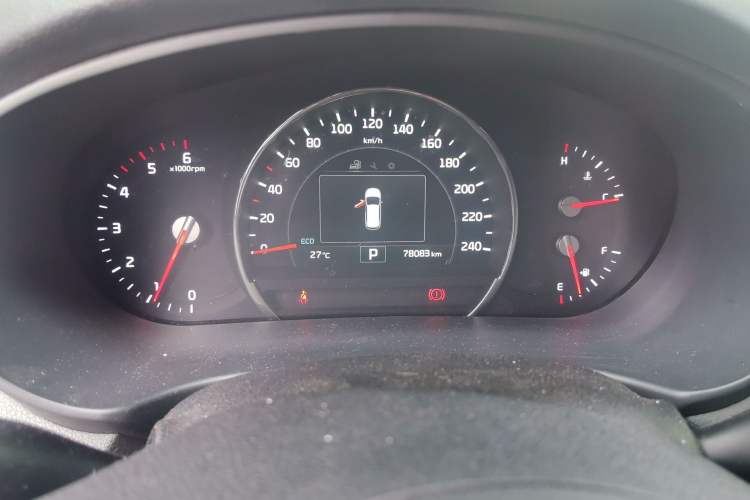 Used Kia Sorento 2015 Sorento L 2.2T Diesel 4WD Elite Edition 5 Seats China IV Standard Instrument Cluster