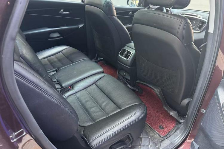 Used Kia Sorento 2015 Sorento L 2.2T Diesel 2WD Sport Edition 5-seater Interior 2