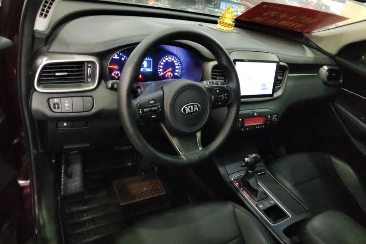 Used Kia Sorento 2015 Sorento L 2.2T Diesel 2WD Sport Edition 5-seater Interior 3
