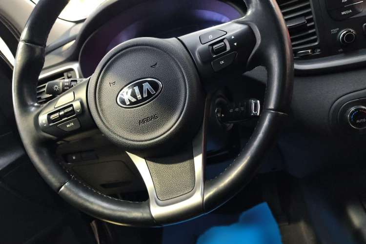 Used Kia Sorento 2015 Sorento L 2.2T Diesel 2WD Sport Edition 5-seater Interior 5