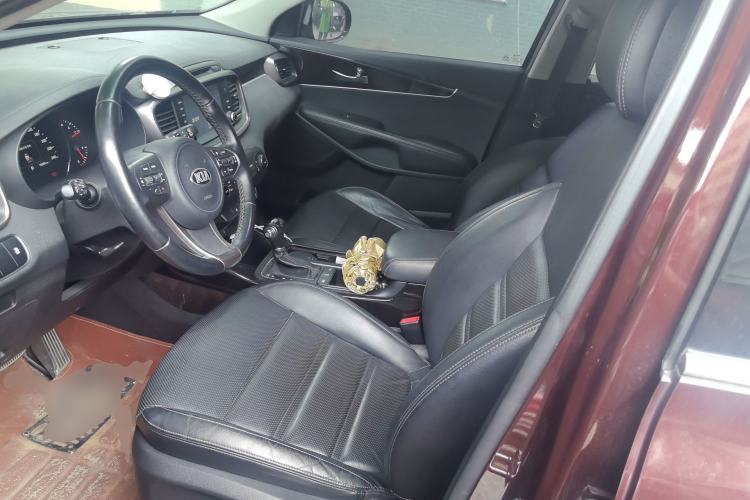 Used Kia Sorento 2015 Sorento L 2.2T Diesel 4WD Elite Edition 5 Seats China IV Standard Left Front Seat