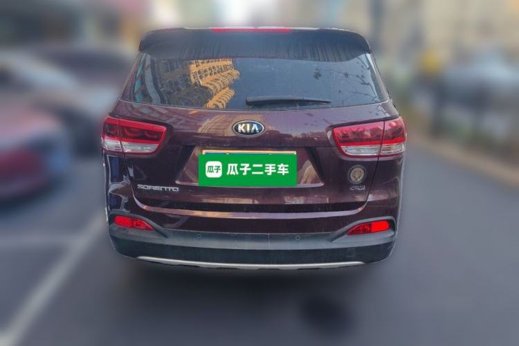 Used Kia Sorento 2015 Sorento L 2.2T Diesel 4WD Elite Edition 7 Seats China IV Standard Rear