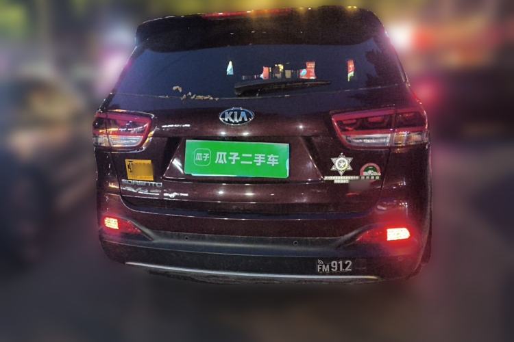Used Kia Sorento 2015 Sorento L 2.4L Gasoline 4WD Elite Edition 7 Seats China IV Standard Rear