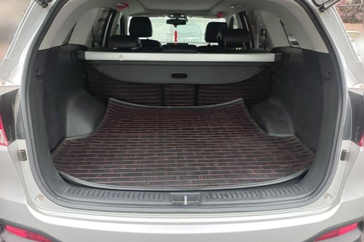 Used Kia Sorento 2015 Sorento L 2.2T Diesel 4WD Elite Edition 5 Seats China IV Standard Trunk