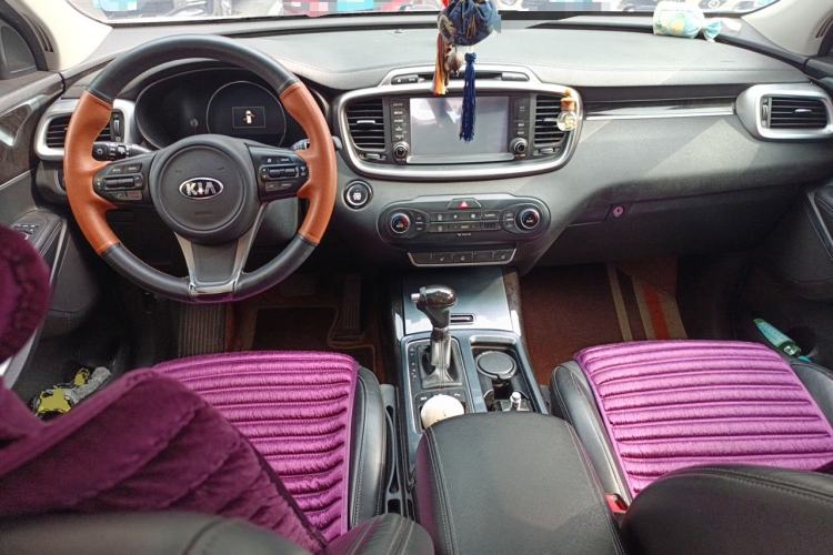 Used Kia Sorento 2015 Sorento L 2.2T Diesel 4WD Elite Edition 5 Seats China IV Standard Center Console
