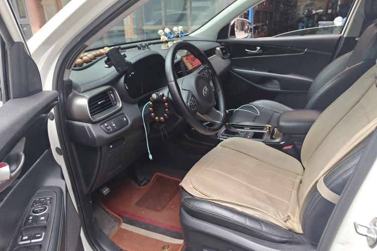 Used Kia Sorento 2015 Sorento L 2.4L Gasoline 4WD Elite Edition 7 Seats China V Emission Standard Driver Seat